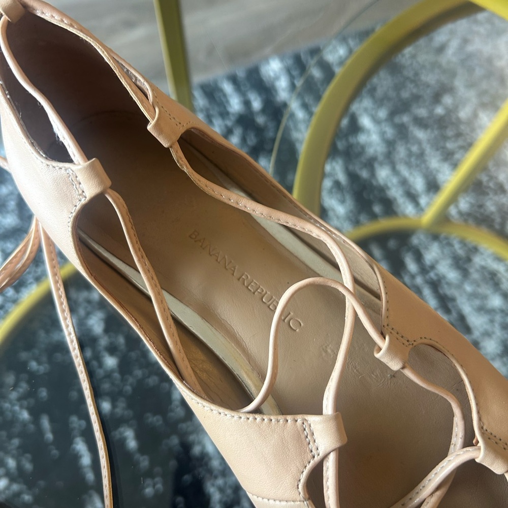 Banana Republic Lace-Up Pointed Flats in Tan - Picture 4 of 4